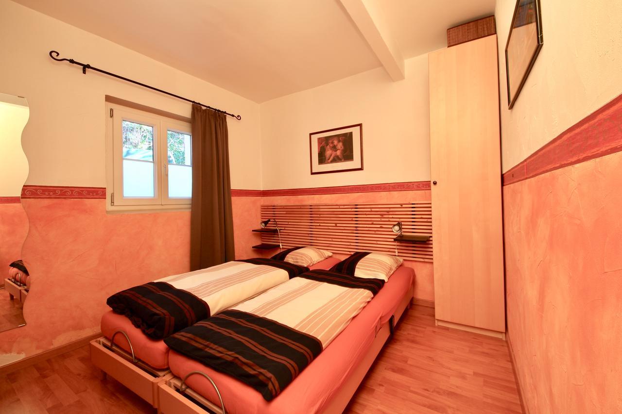 La Villa Du Parc Prades  Pokoj fotografie