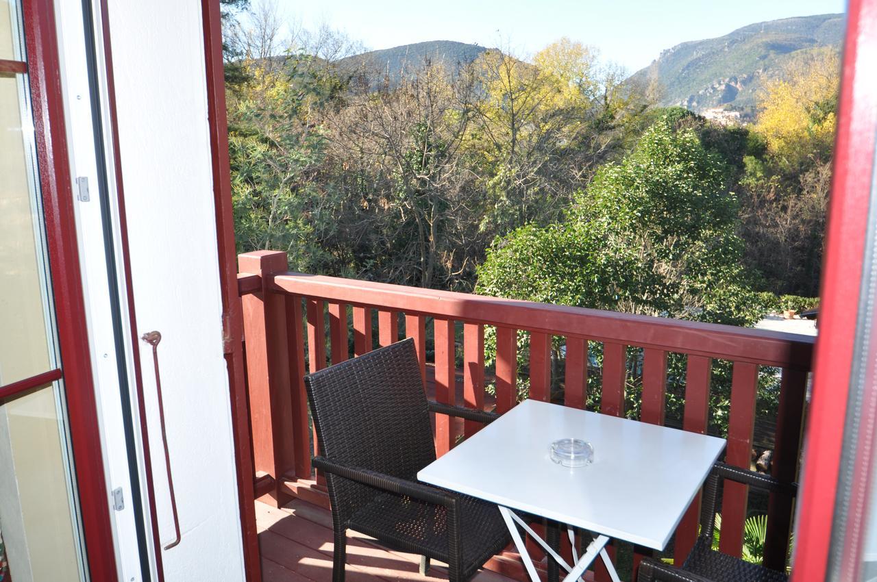 La Villa Du Parc Prades  Pokoj fotografie