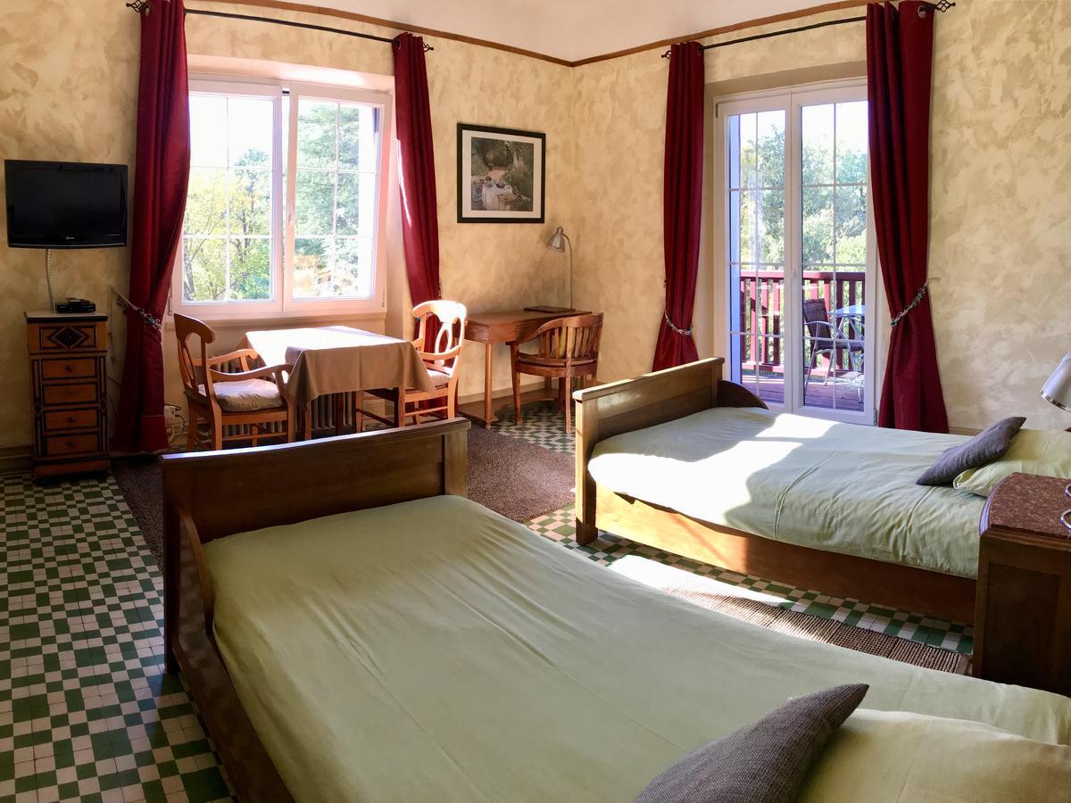 La Villa Du Parc Prades  Pokoj fotografie